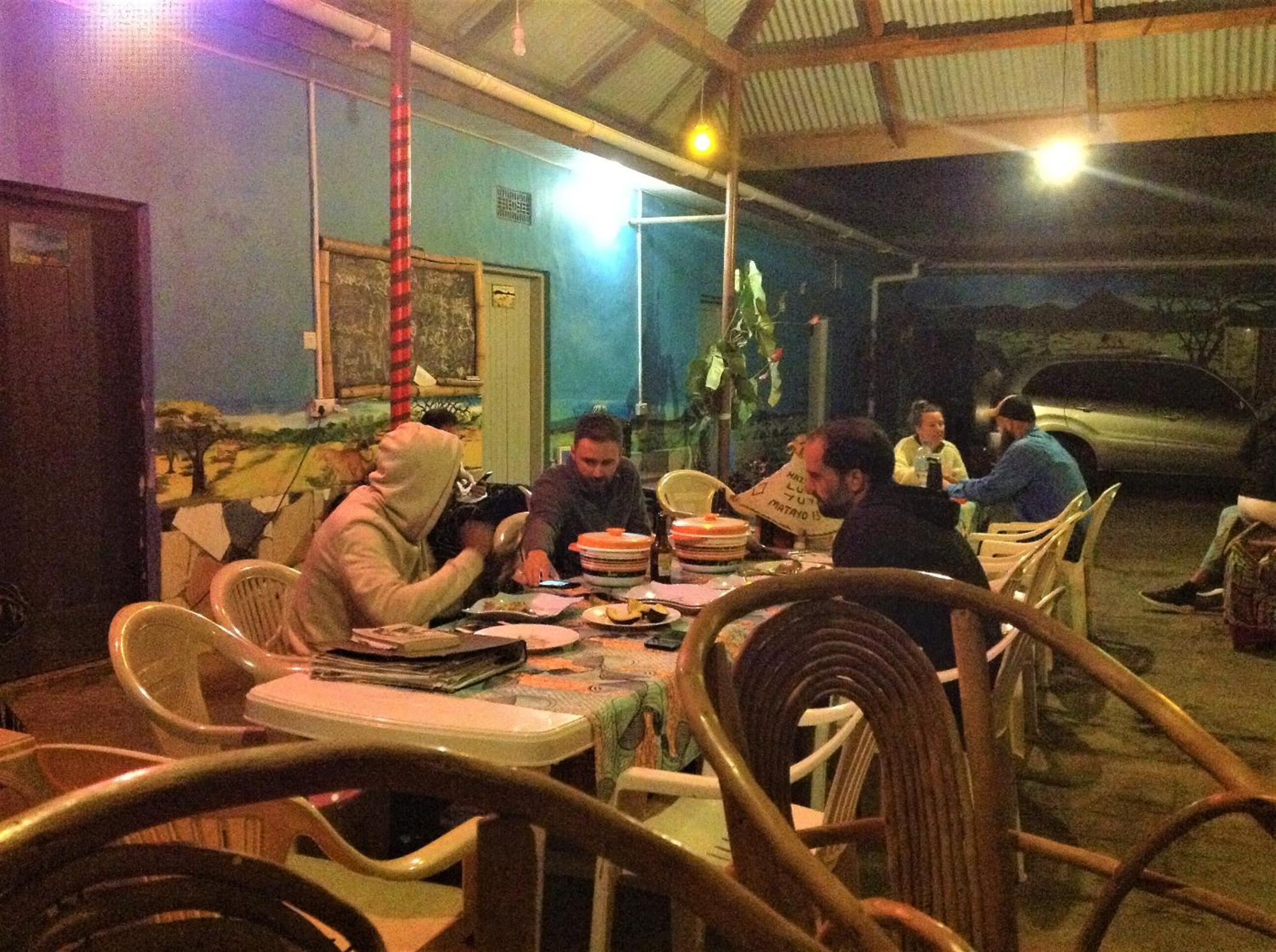 First Point Arusha Hostel Ngoại thất bức ảnh